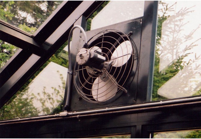Вентилятор с термостатом для теплицы